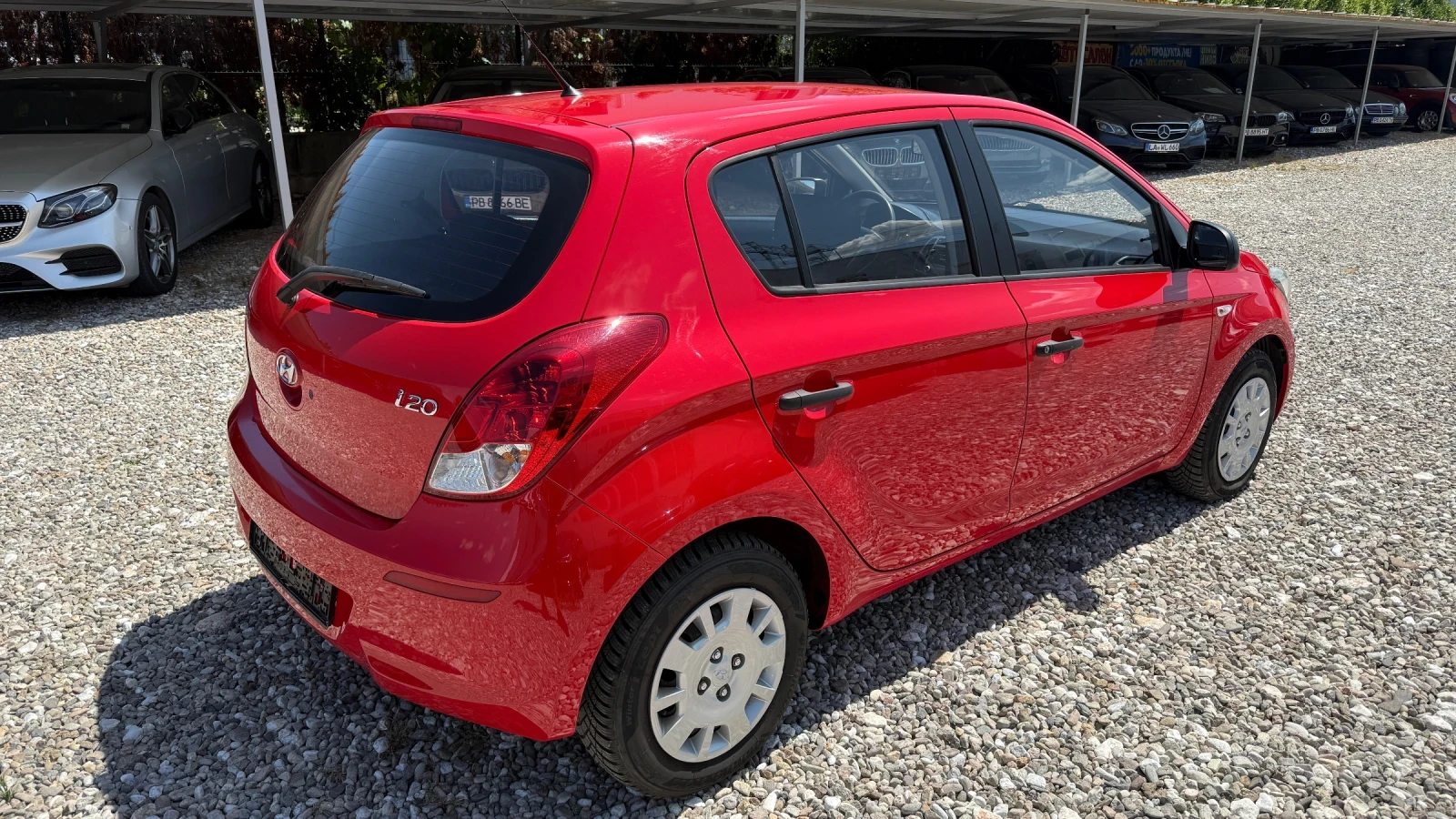 Hyundai I20 1.3 i , снимка 4 - Автомобили и джипове - 55411819