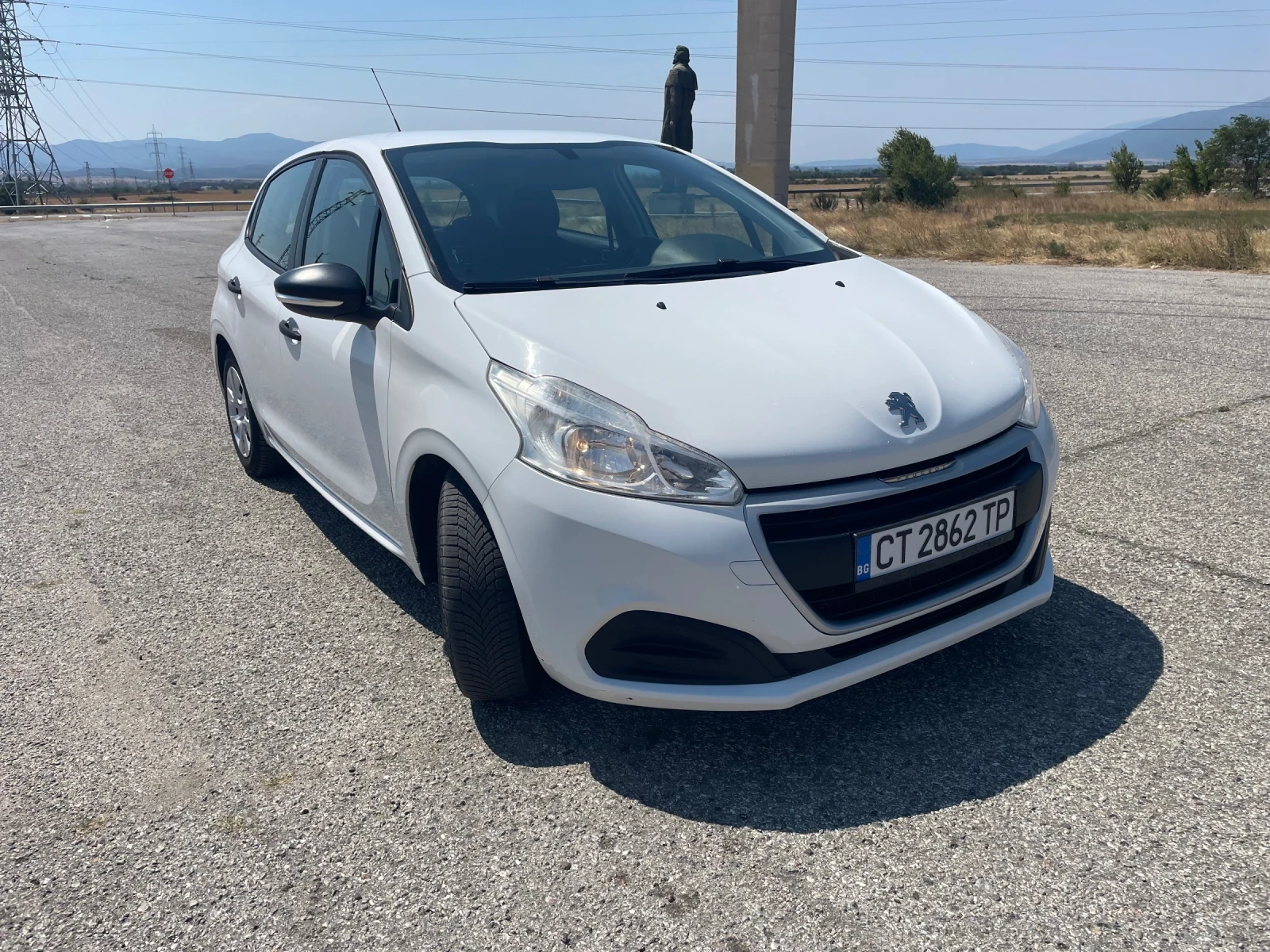 Peugeot 208 1.6 HDI 100 кс. Facelift , снимка 3 - Автомобили и джипове - 55705862