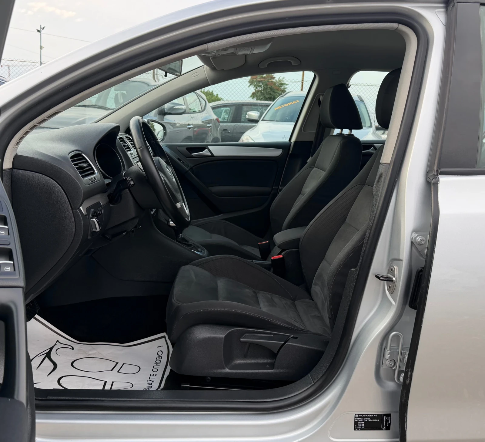 VW Golf 1.4TSI АВТОМАТ * 112000км * HIGHT LINE * , снимка 11 - Автомобили и джипове - 55793134