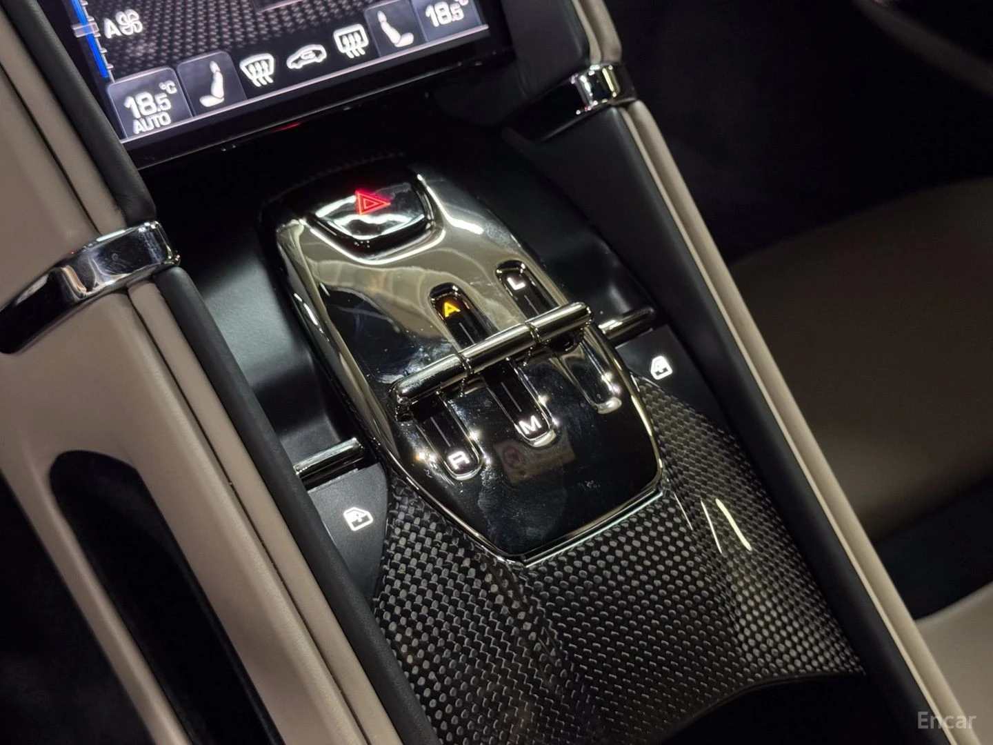 Ferrari Roma JBL* Manettino* Carbon Fibre, снимка 13 - Автомобили и джипове - 56234281