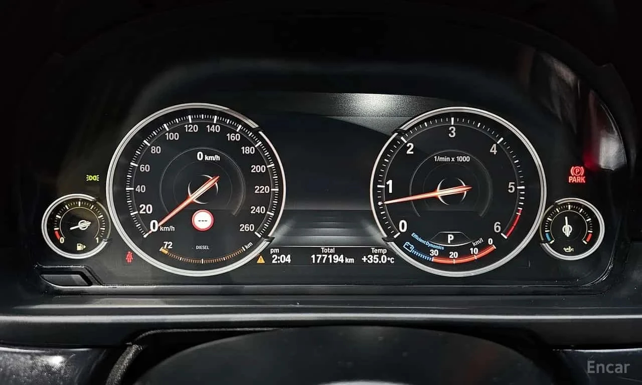BMW 530 d xDrive M Aero Dynamic * ФИНАНСИРАНЕ, снимка 8 - Автомобили и джипове - 56259497