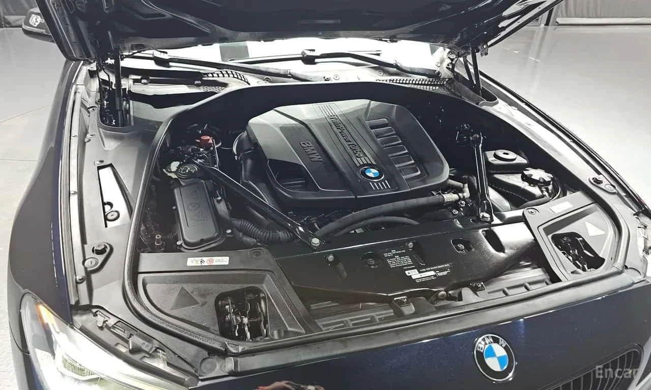 BMW 530 d xDrive M Aero Dynamic * ФИНАНСИРАНЕ, снимка 6 - Автомобили и джипове - 56259497