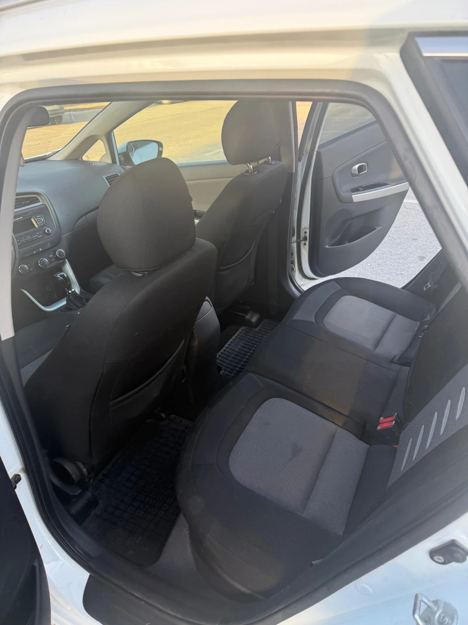 Kia Ceed, снимка 9 - Автомобили и джипове - 56505367