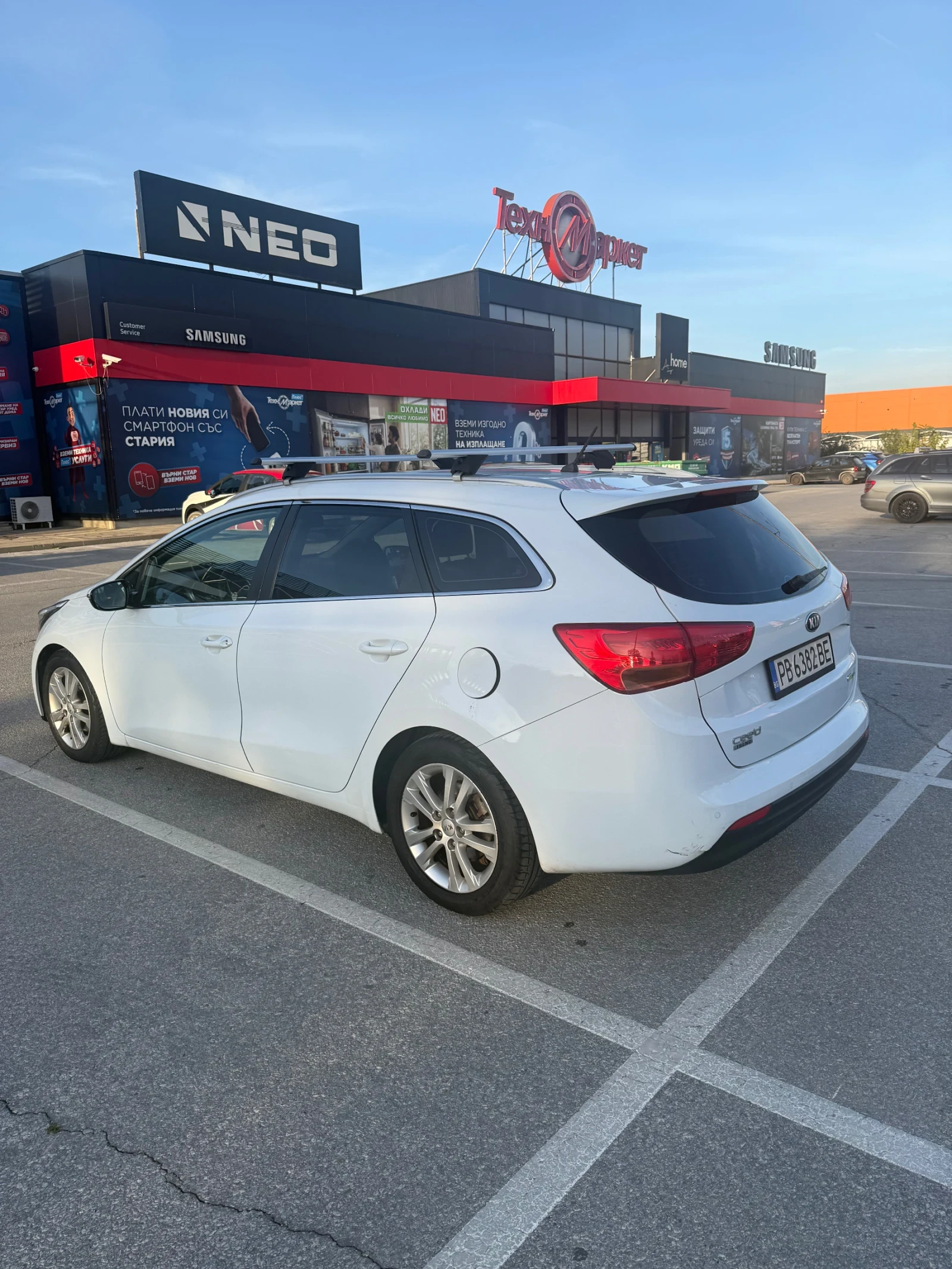 Kia Ceed, снимка 4 - Автомобили и джипове - 56505367