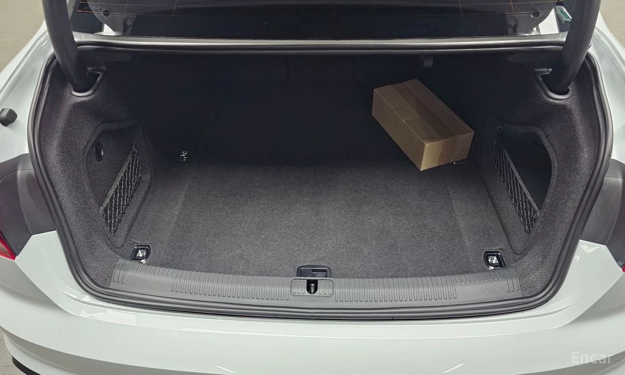Audi A4 40 TFSI, снимка 17 - Автомобили и джипове - 56549200