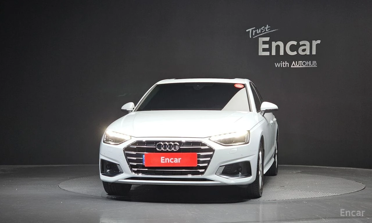 Audi A4 40 TFSI, снимка 3 - Автомобили и джипове - 56549200