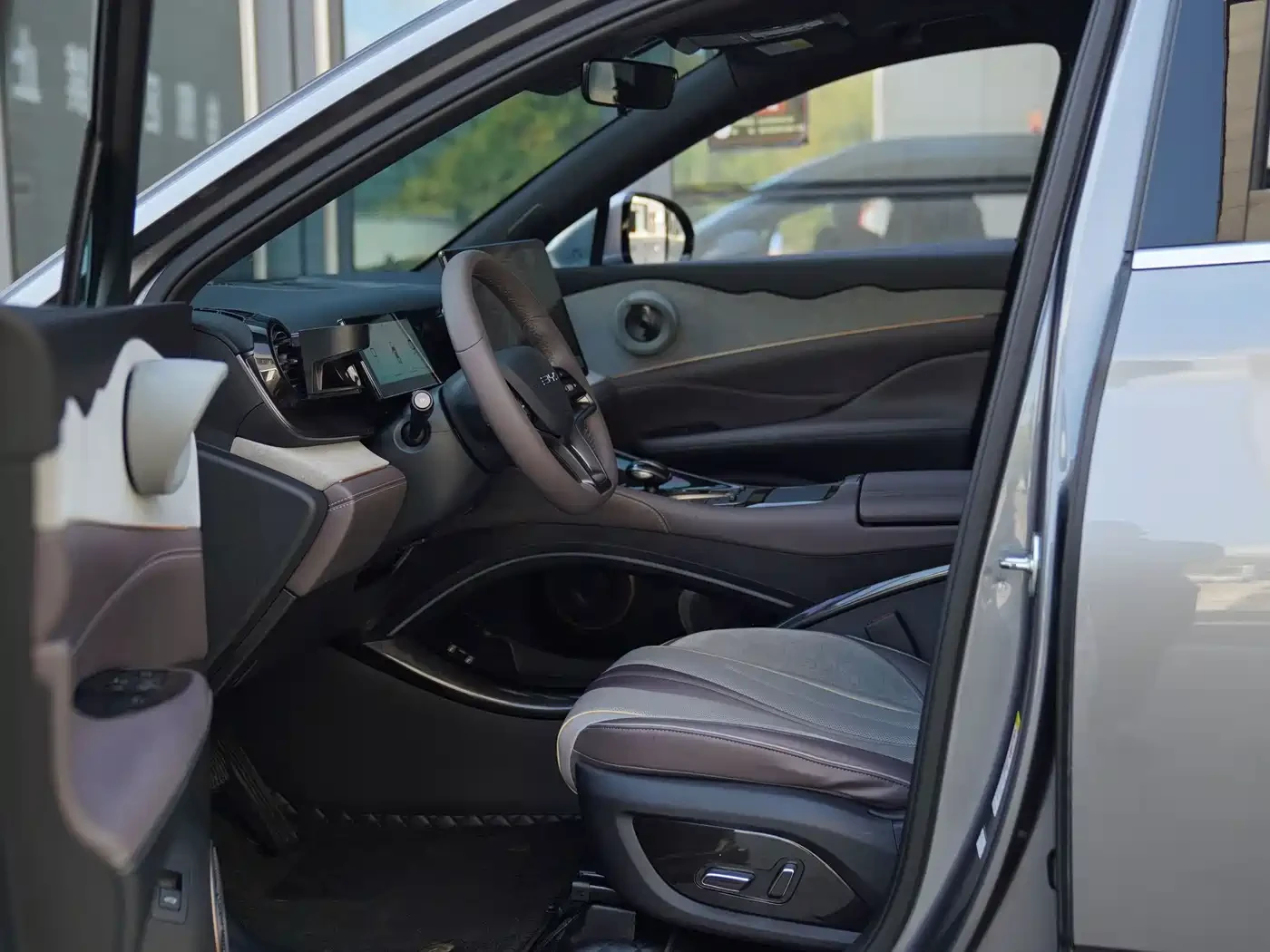 BYD Sealion 7 Frigate 07 2023 Model DM-i 100KM Luxury Edition | Mobile.bg � ����������� 4
