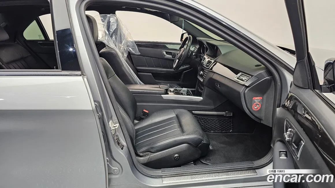 Mercedes-Benz E 250, снимка 9 - Автомобили и джипове - 56713168