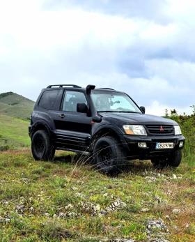 Mitsubishi Pajero, снимка 1