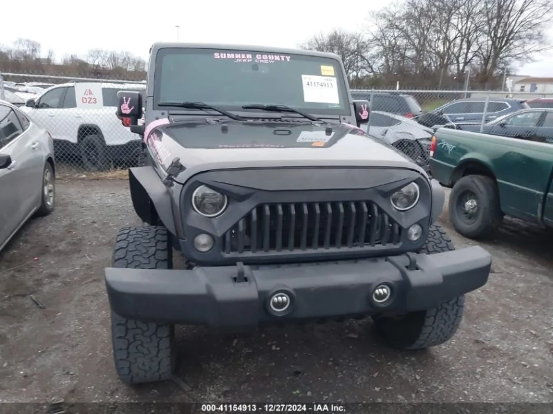 Jeep Wrangler, снимка 3 - Автомобили и джипове - 48726744