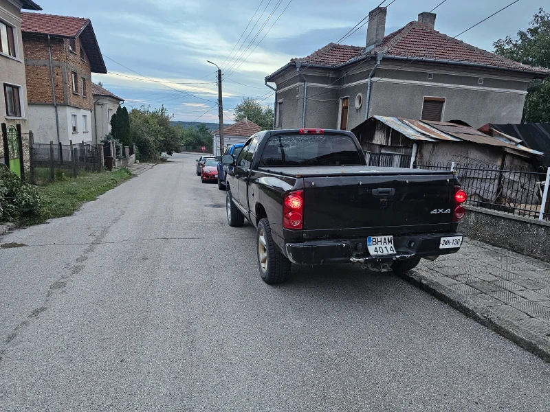 Dodge RAM 1500, снимка 5 - Автомобили и джипове - 52007960