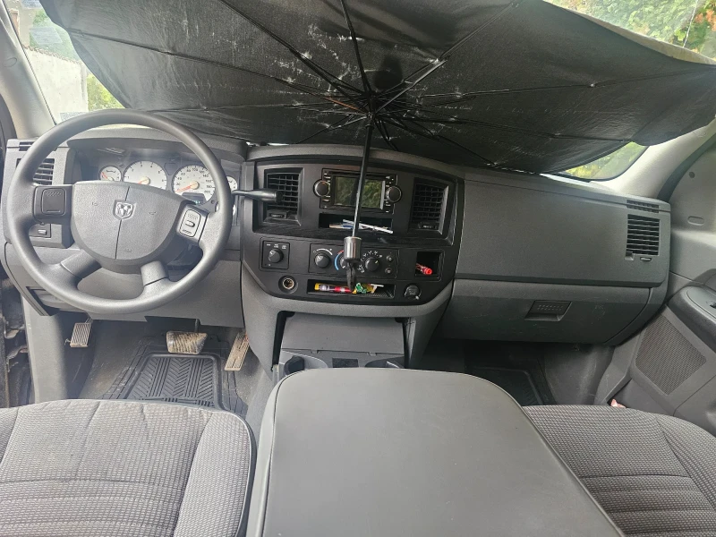 Dodge RAM 1500, снимка 8 - Автомобили и джипове - 52007960