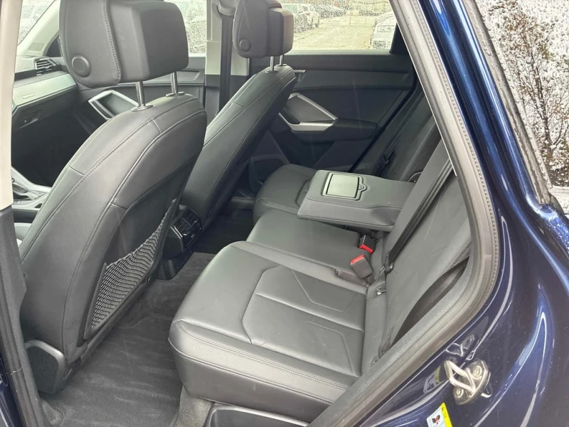 Audi Q3 * Komfort * CARFAX * ЦЕНА ДО БГ, снимка 12 - Автомобили и джипове - 52893518