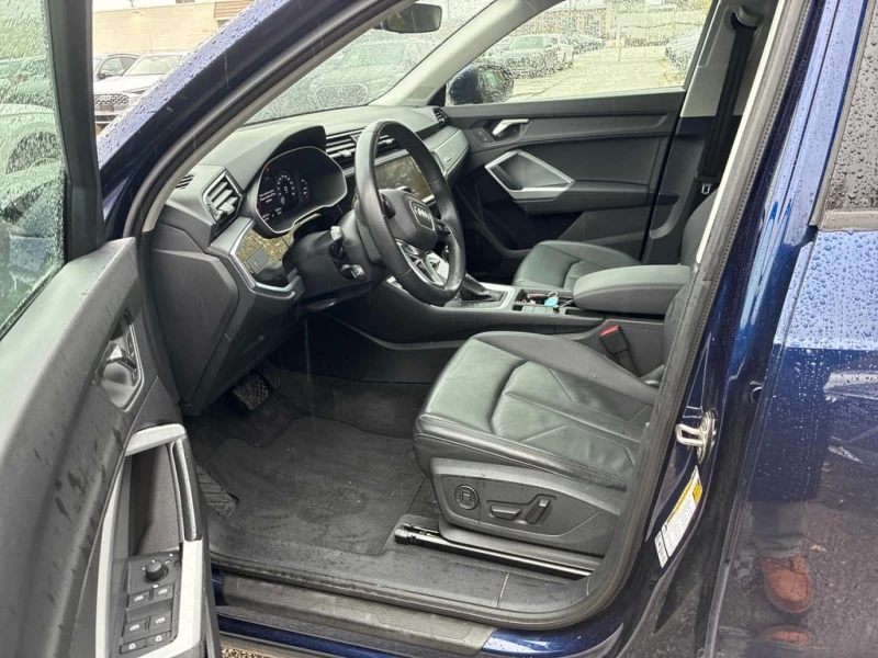 Audi Q3 * Komfort * CARFAX * ЦЕНА ДО БГ, снимка 5 - Автомобили и джипове - 52893518