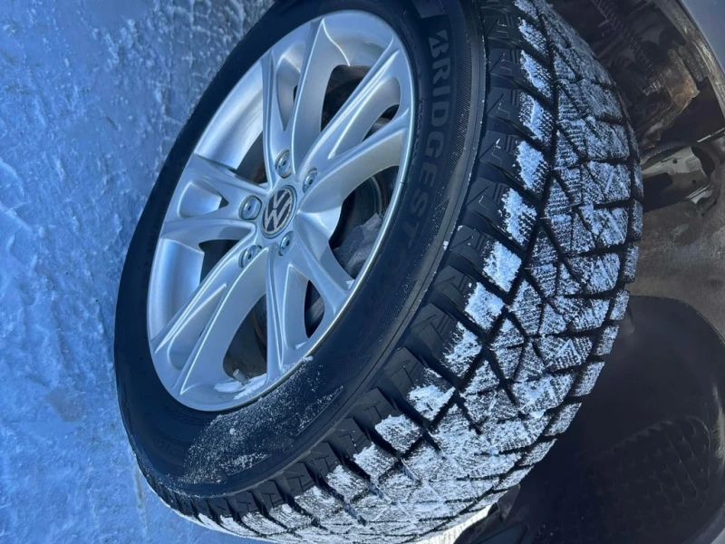 VW Touareg 4dr TDI  CARFAX, снимка 7 - Автомобили и джипове - 53414529