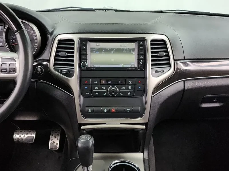 Jeep Cherokee 3.0 Diesel Overland Wk2, снимка 14 - Автомобили и джипове - 53945301