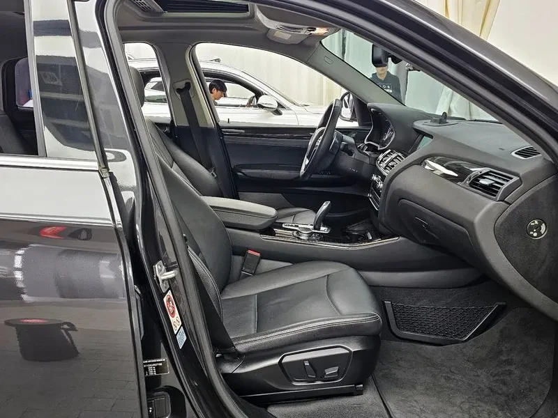 BMW X4 2.0d, снимка 11 - Автомобили и джипове - 54605292