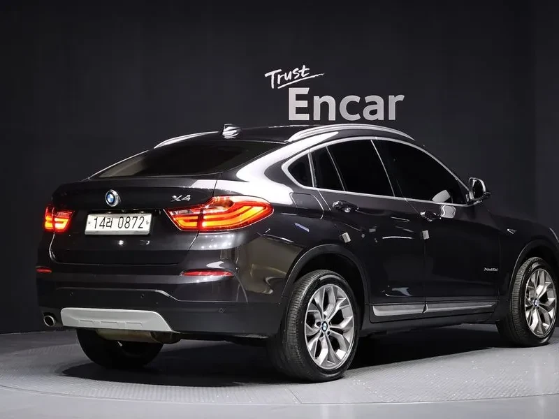 BMW X4 2.0d, снимка 2 - Автомобили и джипове - 54605292