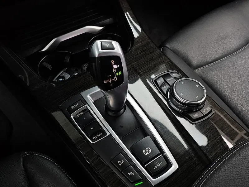 BMW X4 2.0d, снимка 9 - Автомобили и джипове - 54605292