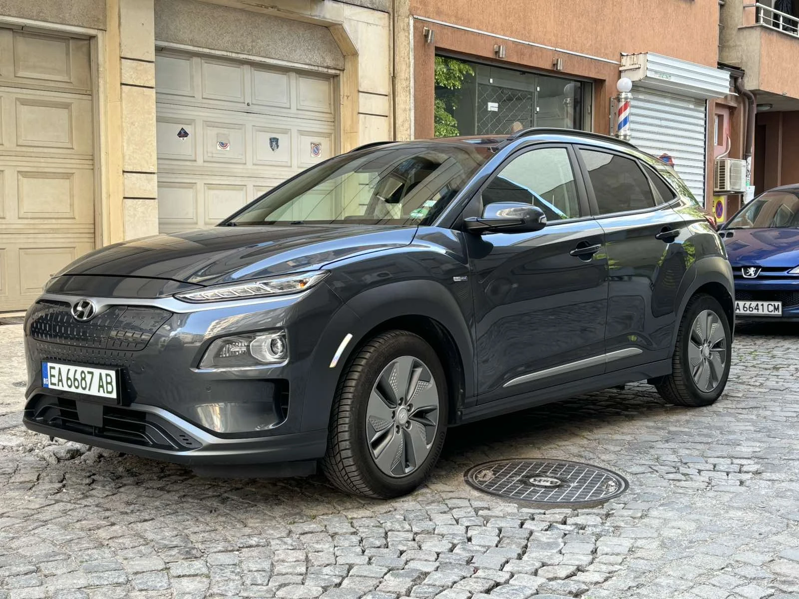 Hyundai Kona Premium 64kWh - изображение 3
