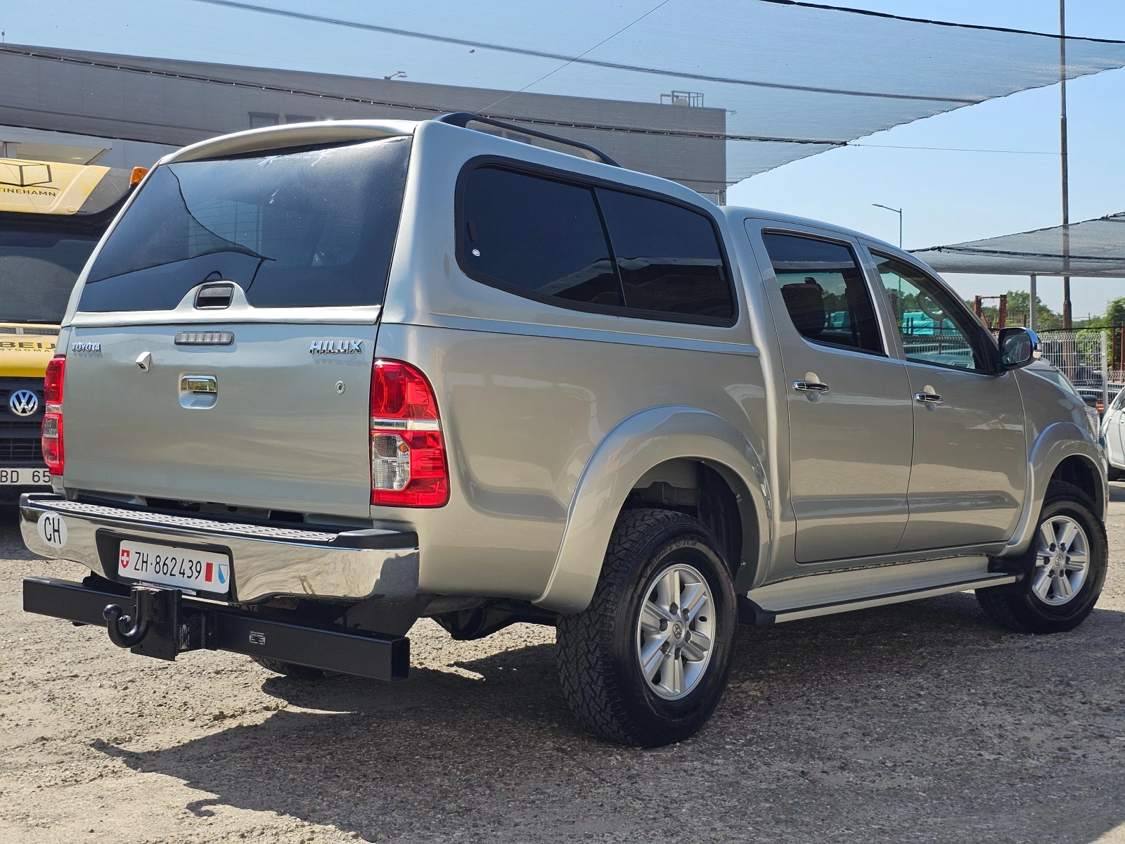 Toyota Hilux 3.0 D4D/171к.с./Avtomat/Швейцария - изображение 5