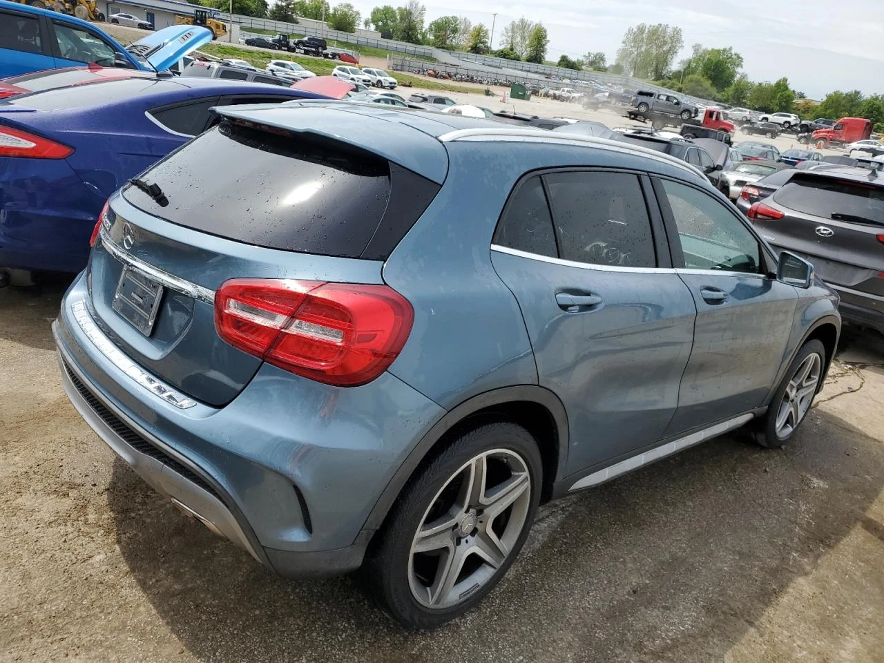 Mercedes-Benz GLA 250 4MATIC - изображение 3