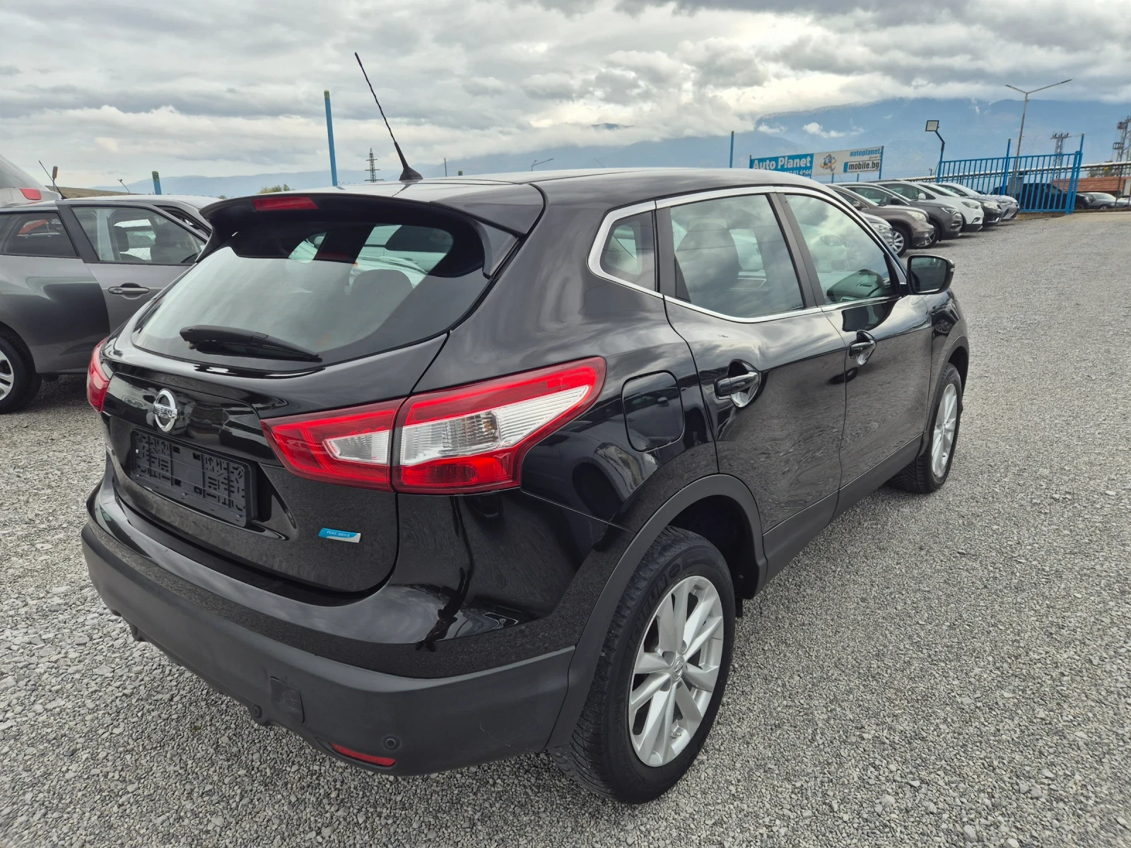 Nissan Qashqai 1.5 DCI - изображение 6