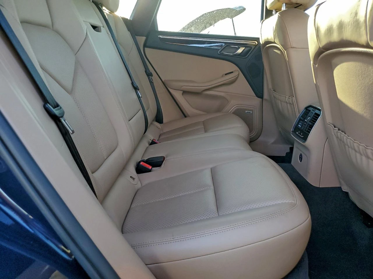 Porsche Macan AWD* 360* KEYLESS* КОЖА* ОБДУХВАНЕ* ПОДГРЕВ*  - изображение 10