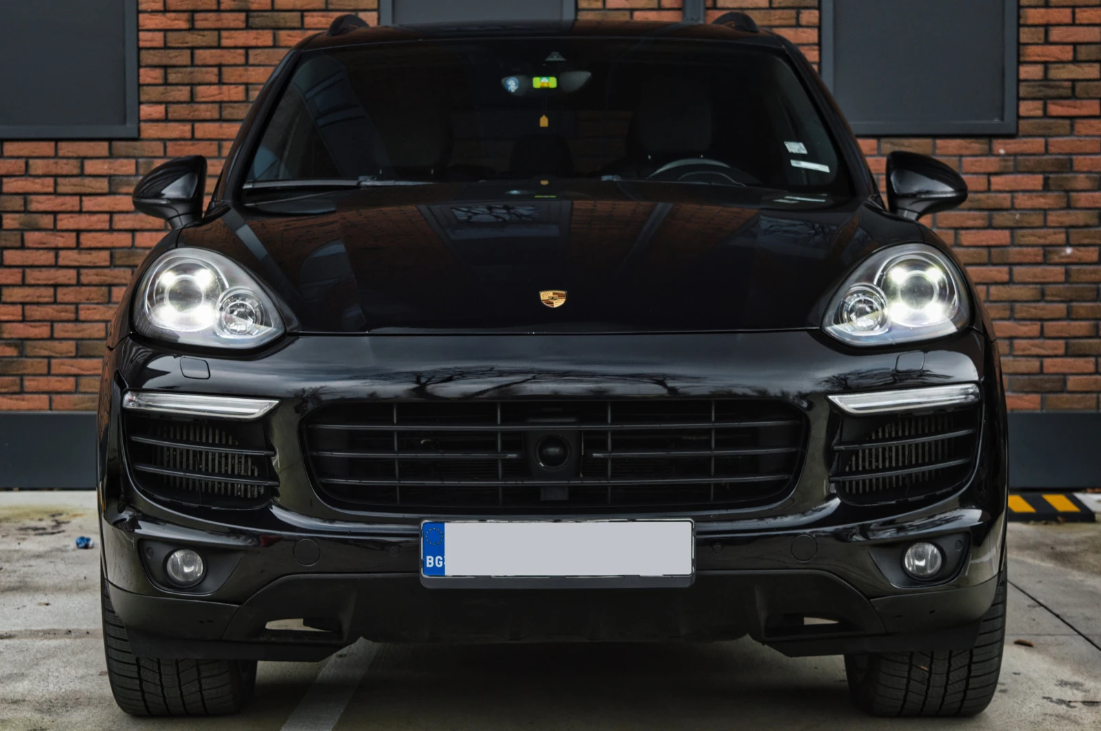 Porsche Cayenne D Platinum Edition - изображение 2