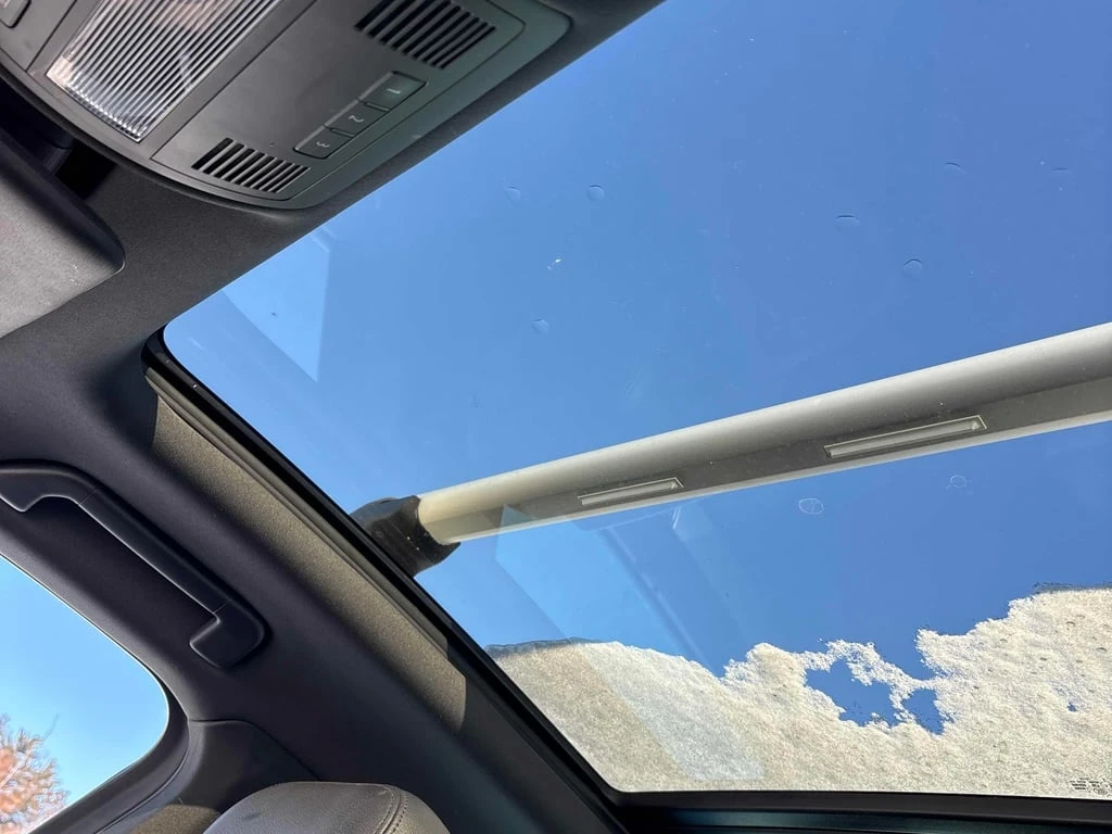 VW Touareg 4dr TDI  CARFAX - изображение 10