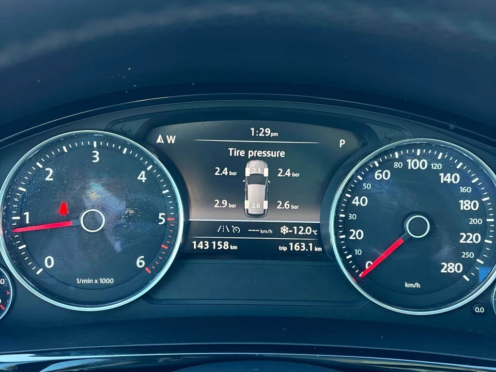 VW Touareg 4dr TDI  CARFAX - изображение 8