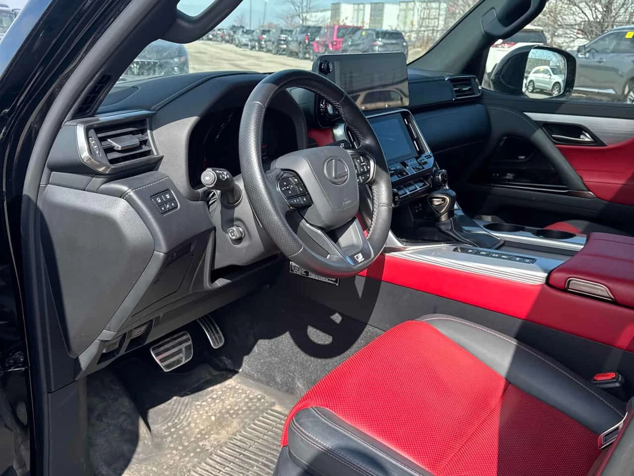 Lexus LX 600 F-sport* MARK LEVINSON* ОБДУХВАНЕ* DISTORNIC* , снимка 5 - Автомобили и джипове - 54006778