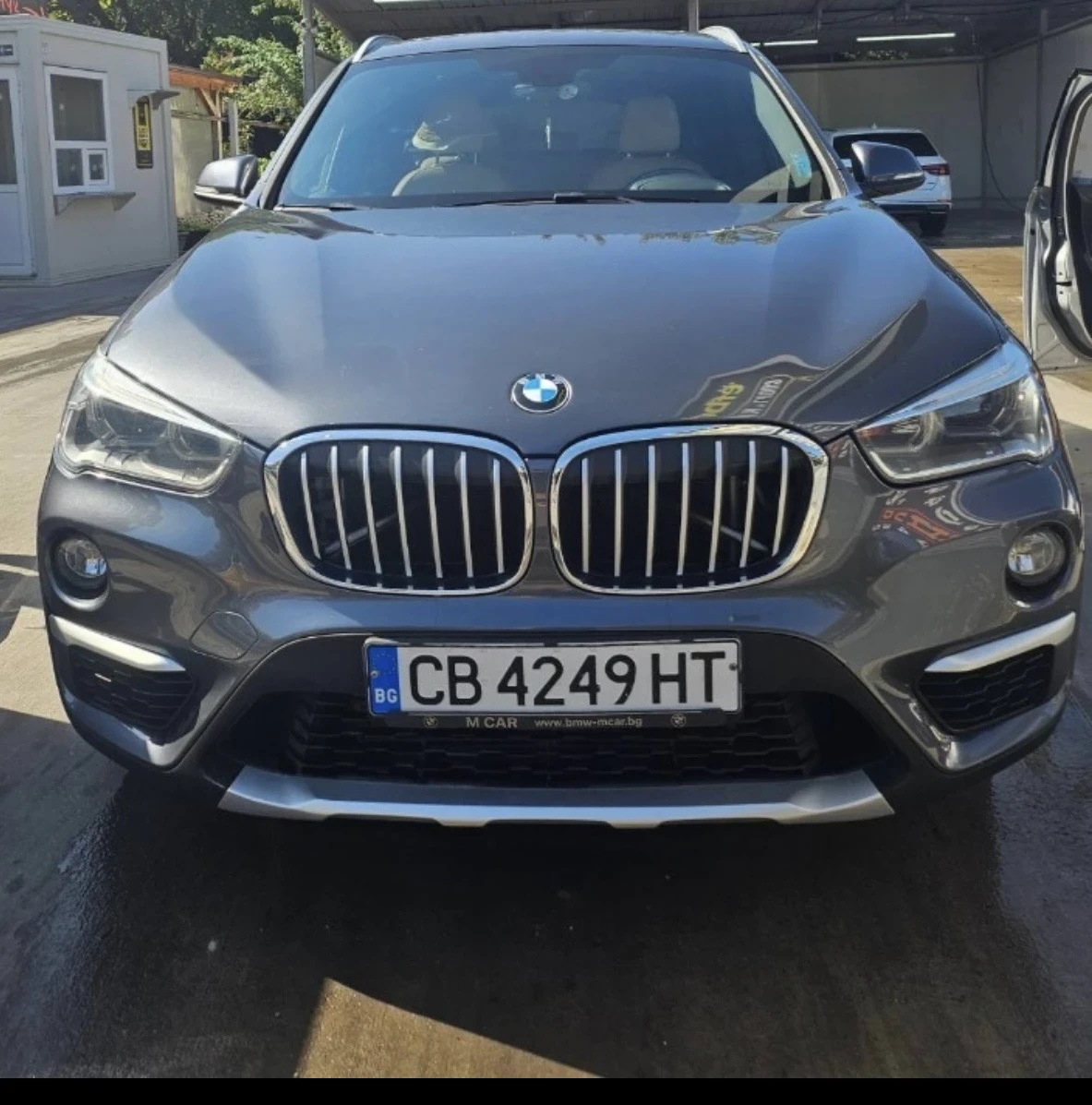 BMW X1 28I