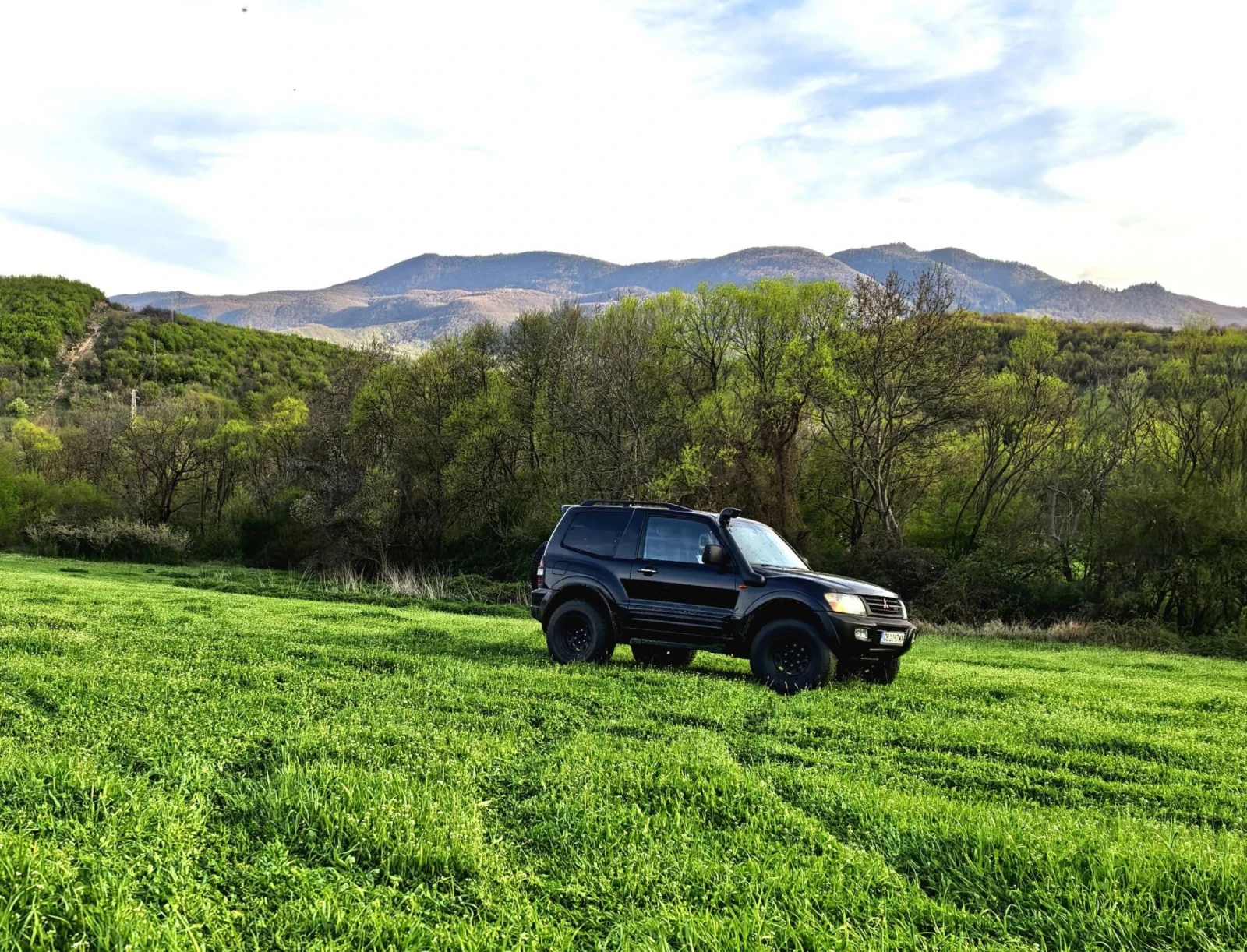 Mitsubishi Pajero, снимка 8 - Автомобили и джипове - 55148154