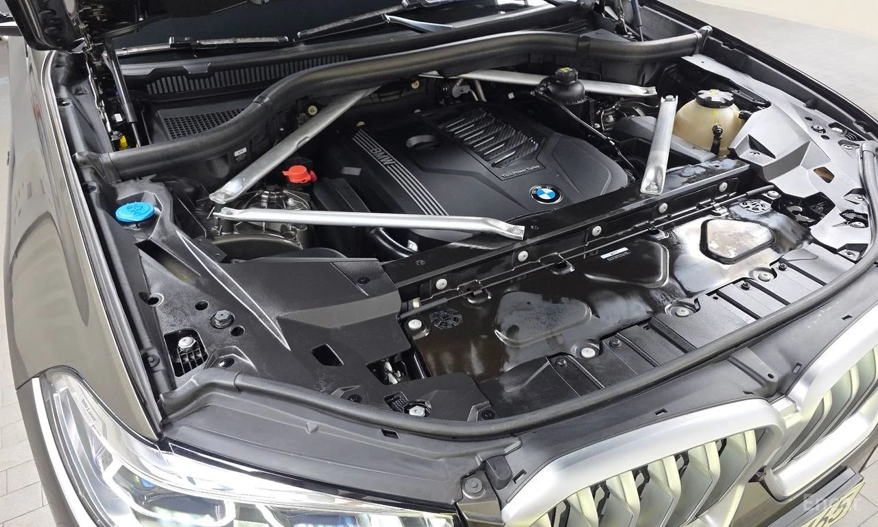 BMW X6 * ФИКСИРАНА ЦЕНА ДО БЪЛГАРИЯ * АВТОКРЕДИТ, снимка 10 - Автомобили и джипове - 55398761