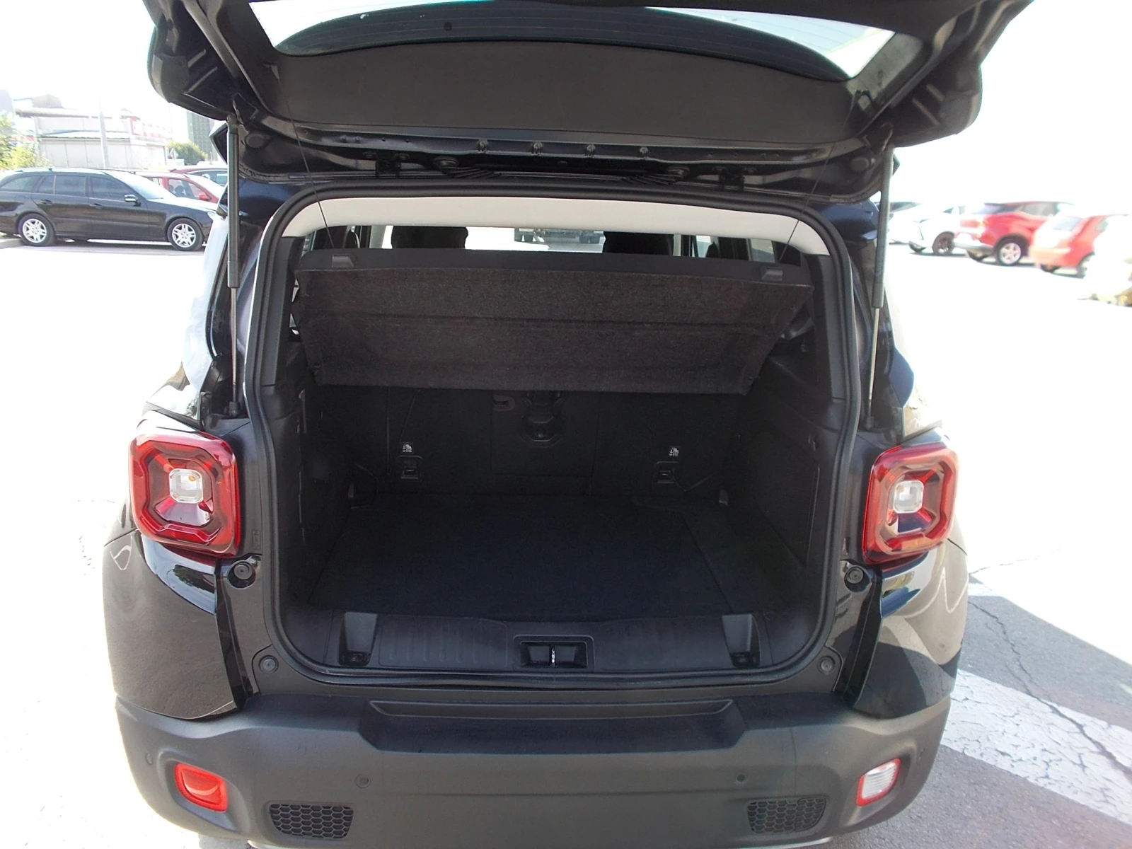 Jeep Renegade 1.3 Plug-in Hybrid, 4x4, Automat, FULL, , снимка 14 - Автомобили и джипове - 55954990