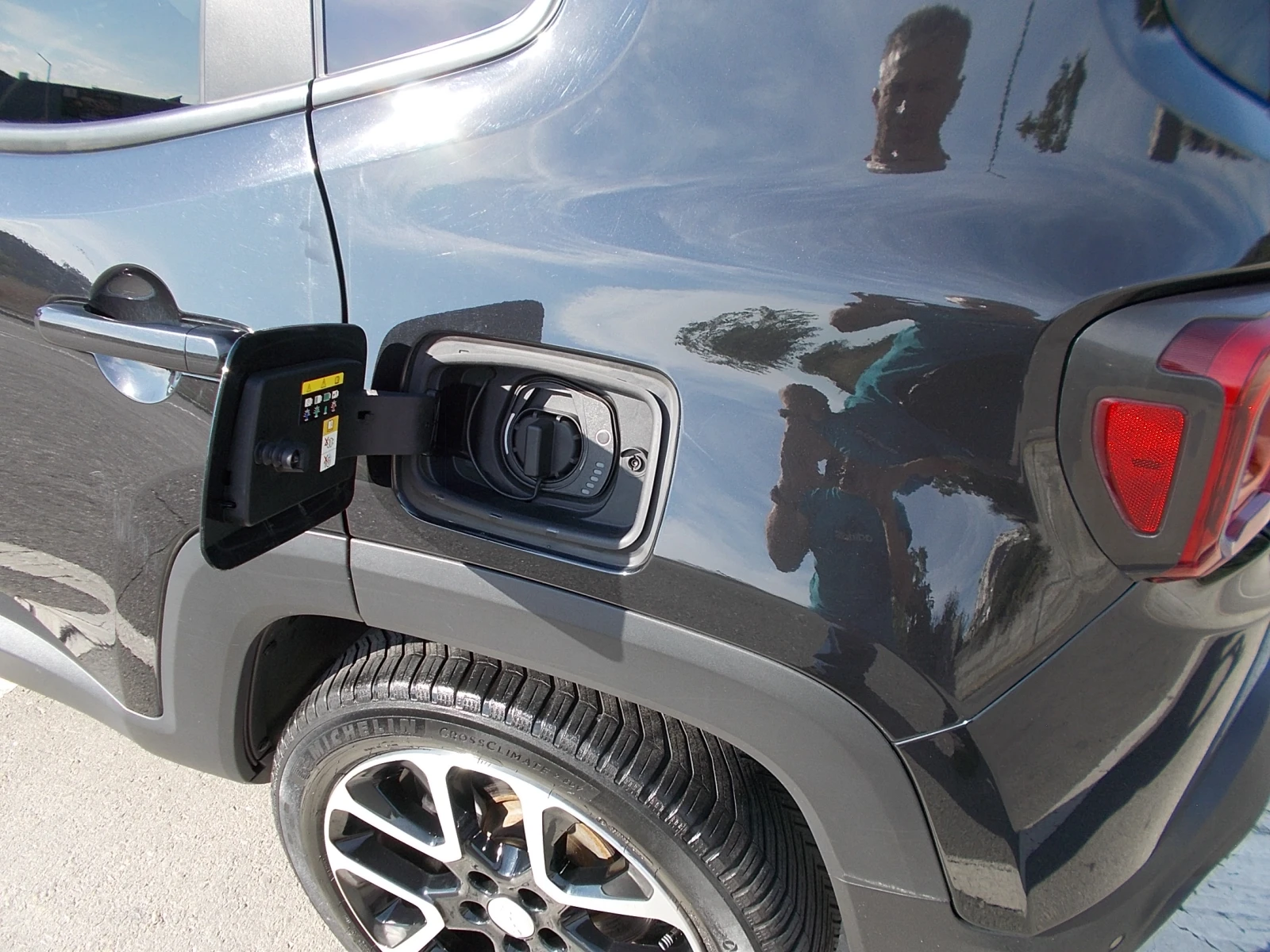 Jeep Renegade 1.3 Plug-in Hybrid, 4x4, Automat, FULL, , снимка 16 - Автомобили и джипове - 55954990