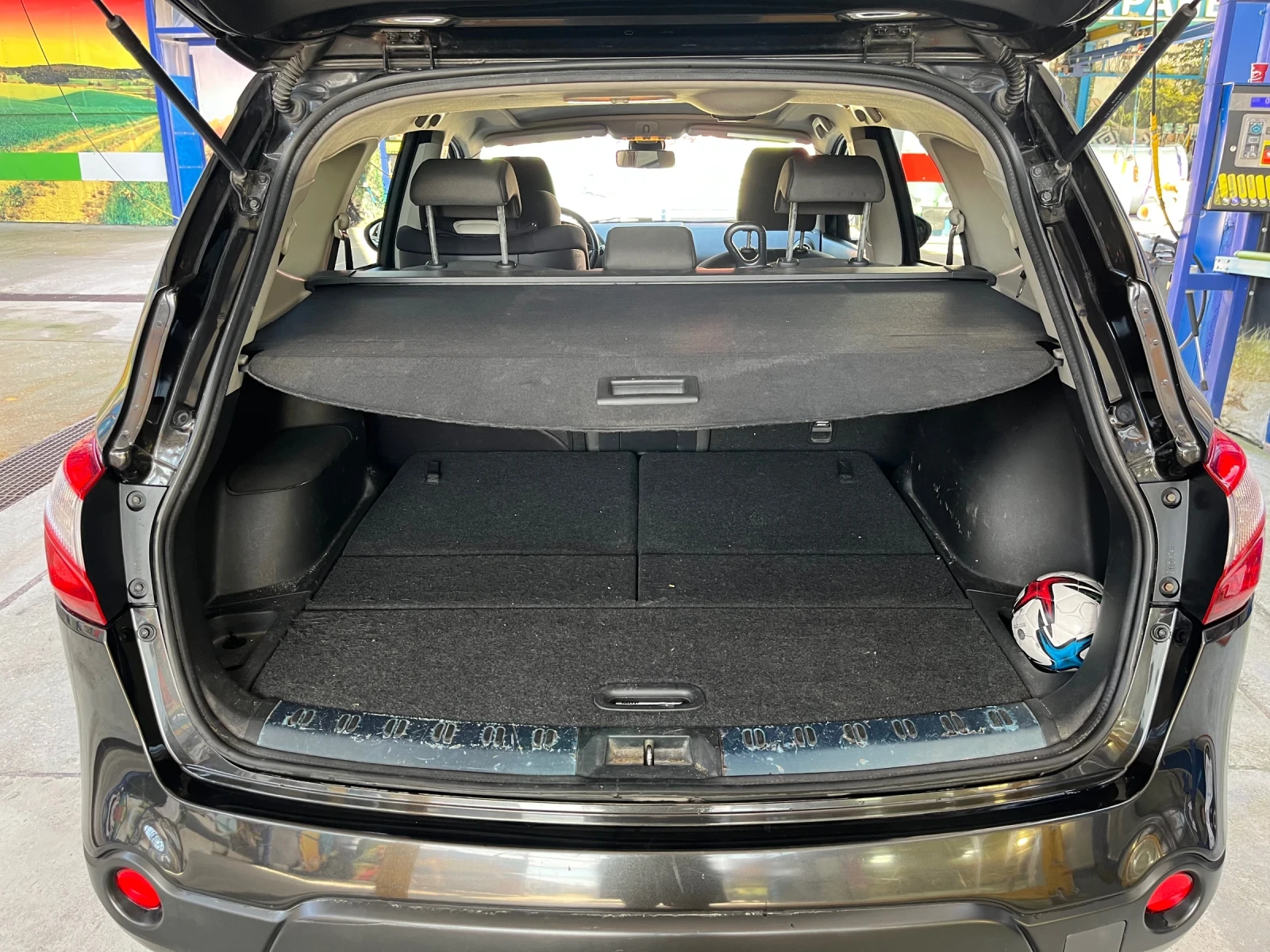 Nissan Qashqai, снимка 13 - Автомобили и джипове - 56374948