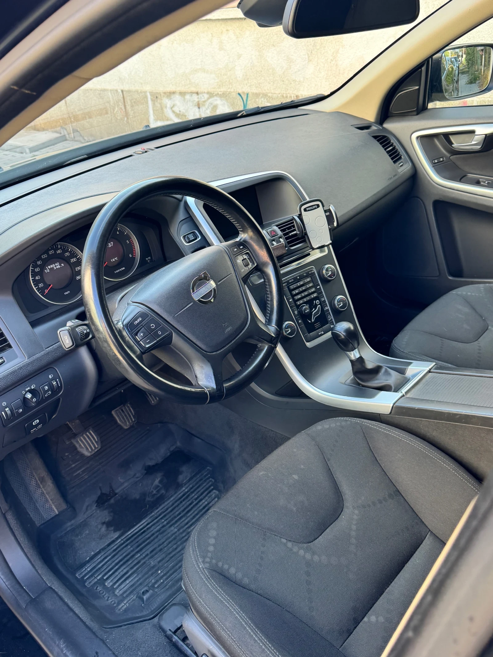 Volvo XC60 D-N2E, снимка 11 - Автомобили и джипове - 56649294