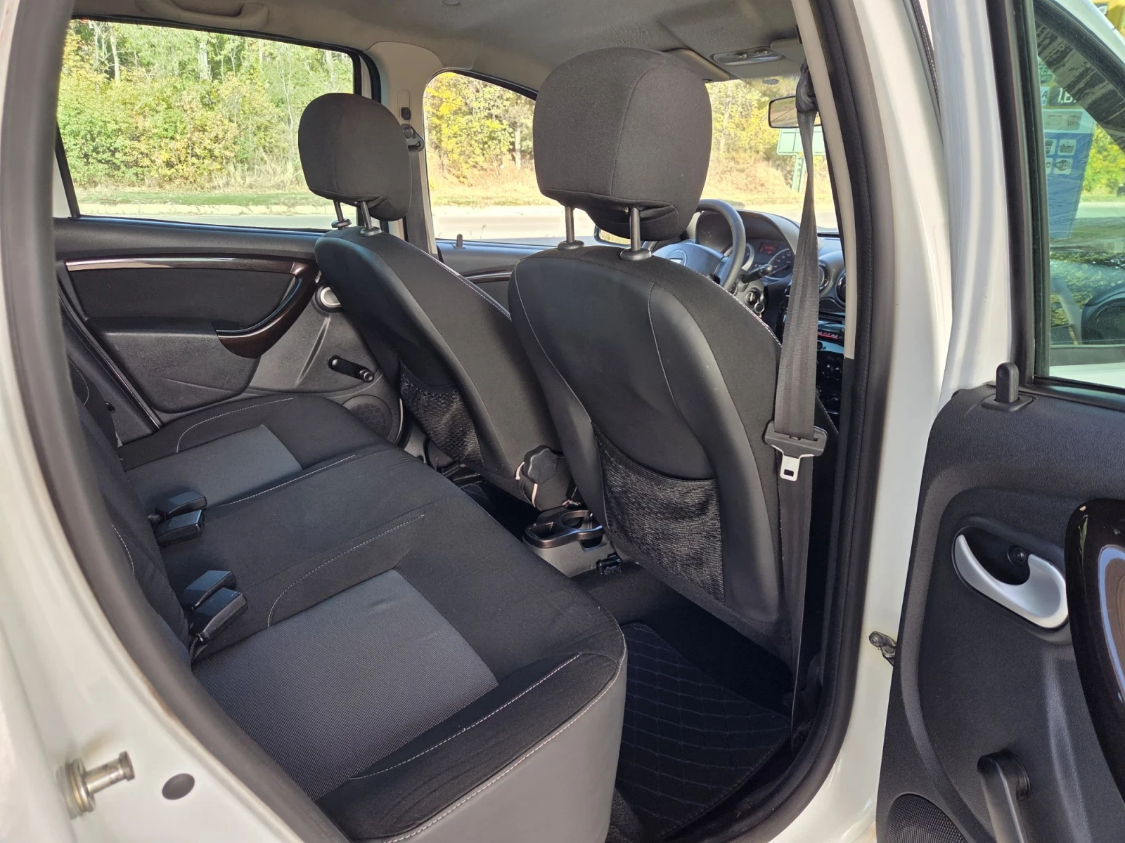 Dacia Duster 1, 6 ������ ��� ! 105 �.� | Mobile.bg � ����������� 12
