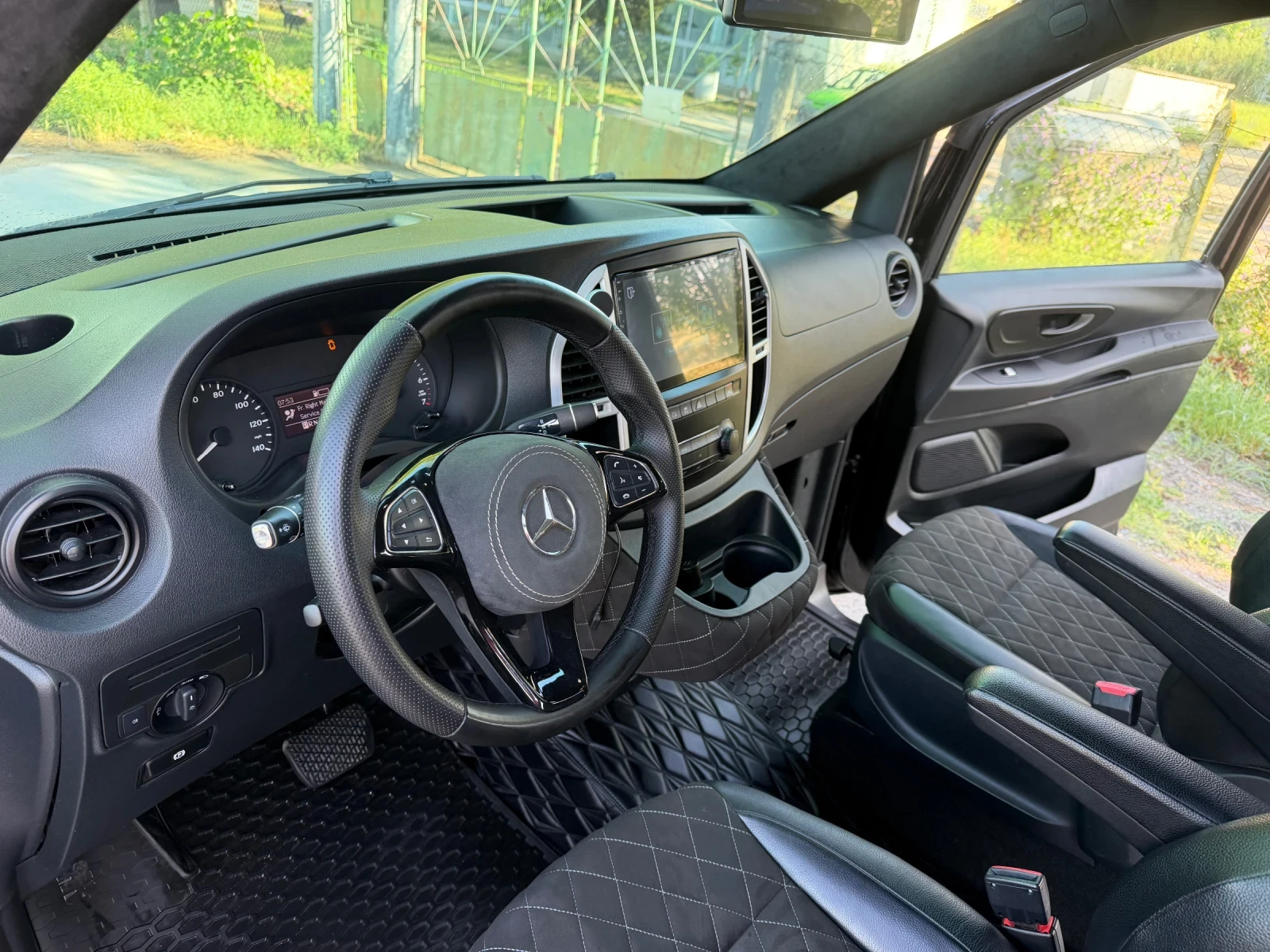Mercedes-Benz V 300 Mercedes-Vclass-2.0Turbo-231 kcBenzin-Avtomat , снимка 8 - Бусове и автобуси - 54793295