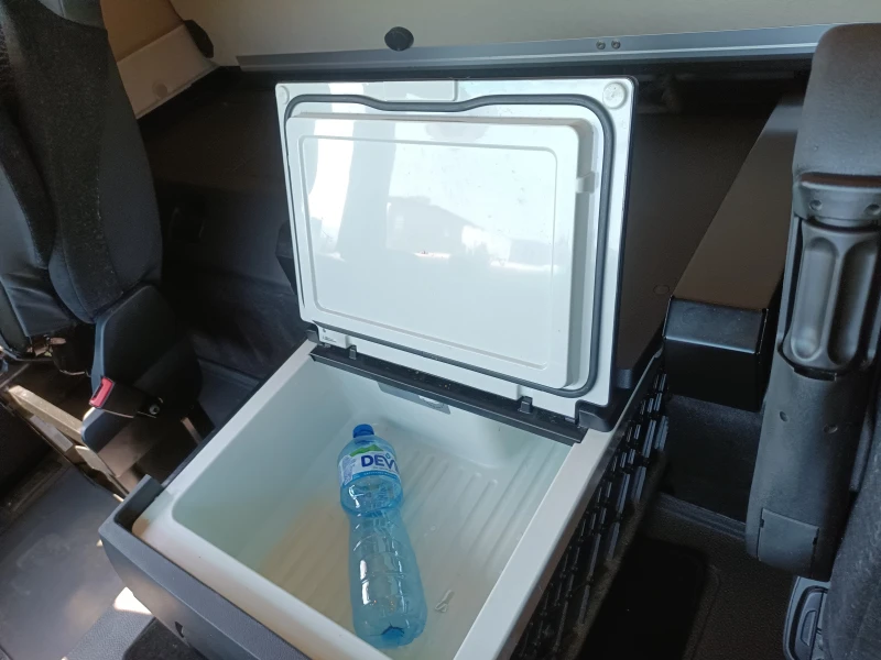 Mercedes-Benz Actros 1845 LS 4x2 LHD ADR, снимка 7 - Камиони - 51602256