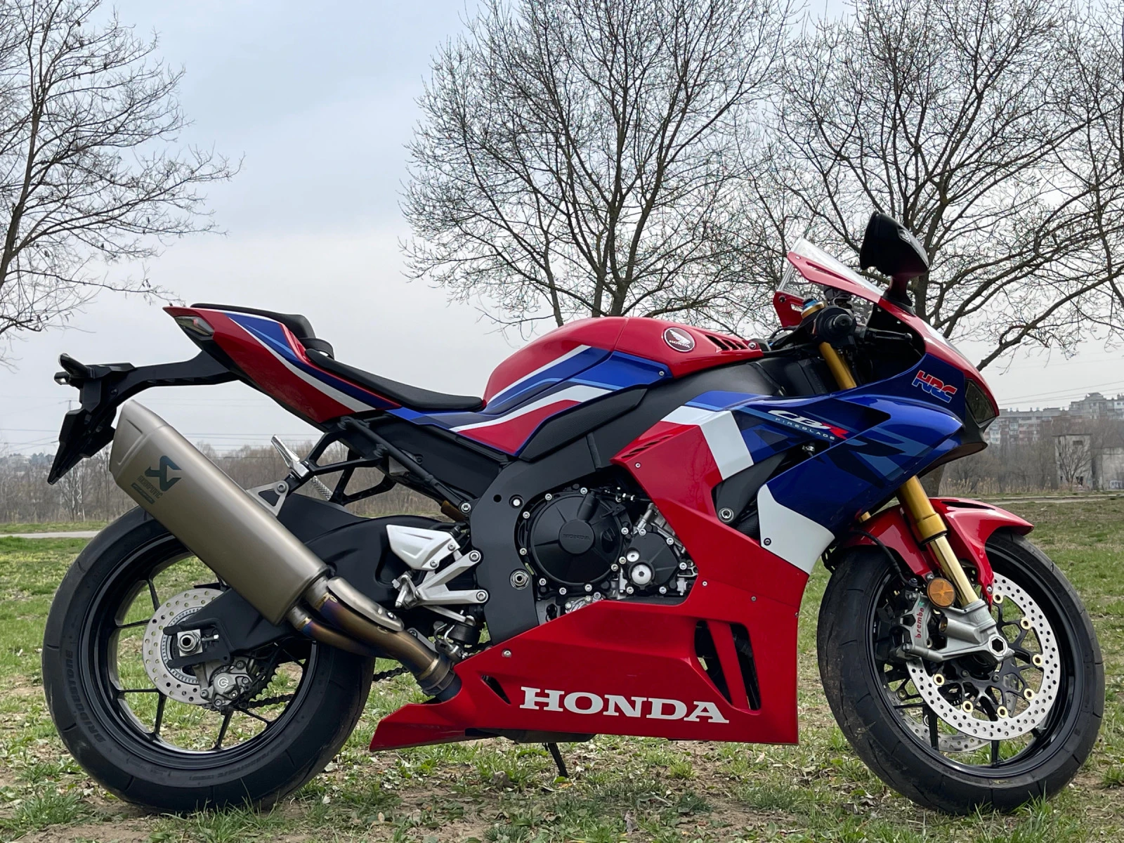 Honda Cbr 1000 RR-R SP - изображение 5