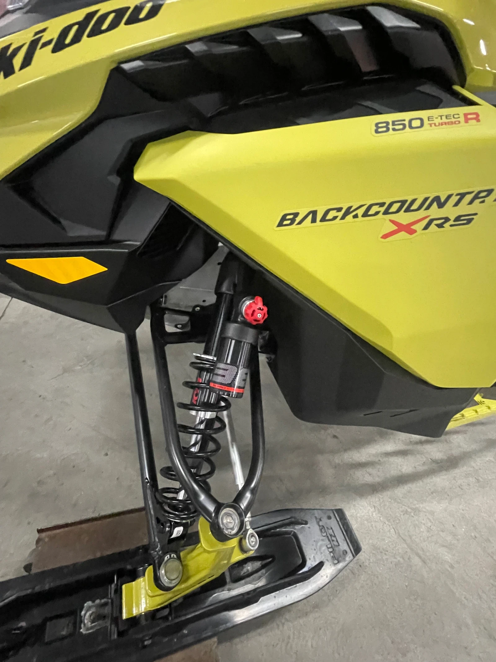 Ski-Doo Summit 850/ETEC-TURBO-R/BACKCOUNTRI/XRS/НОВА!!!, снимка 8 - Мотоциклети и мототехника - 54826849