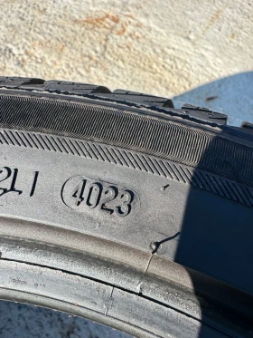 Гуми Зимни 245/40R18, снимка 5