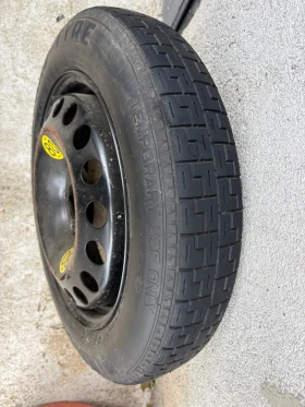 Гуми с джанти 125/85R16, снимка 1