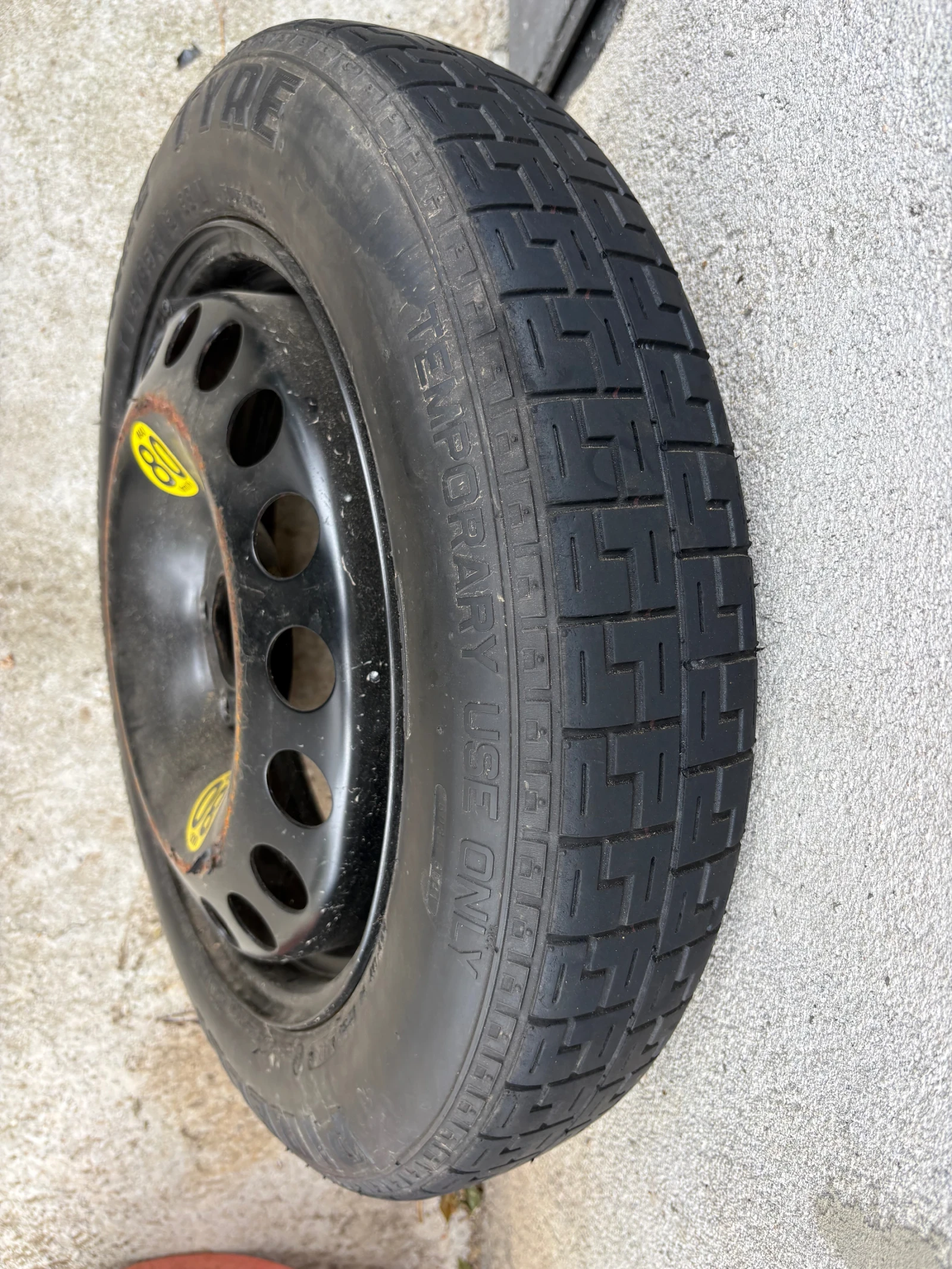 Гуми с джанти 125/85R16