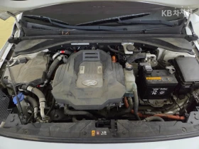 Hyundai Ioniq, снимка 17