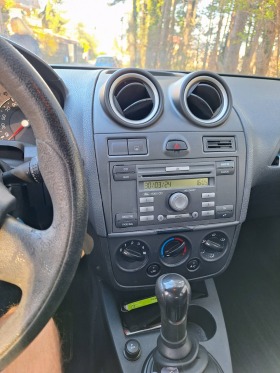 Ford Fiesta 1.25, снимка 6