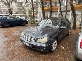 Mercedes-Benz C 200 2.0 Kompressor, снимка 2